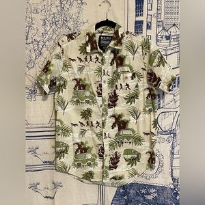 Scooby-Doo Mystery Machine Tropical Woven Button-Up - BoxLunch Exclusive